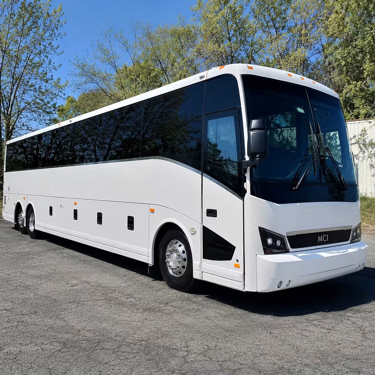 fivepoint amphitheatre concert bus rentals right in irvine
